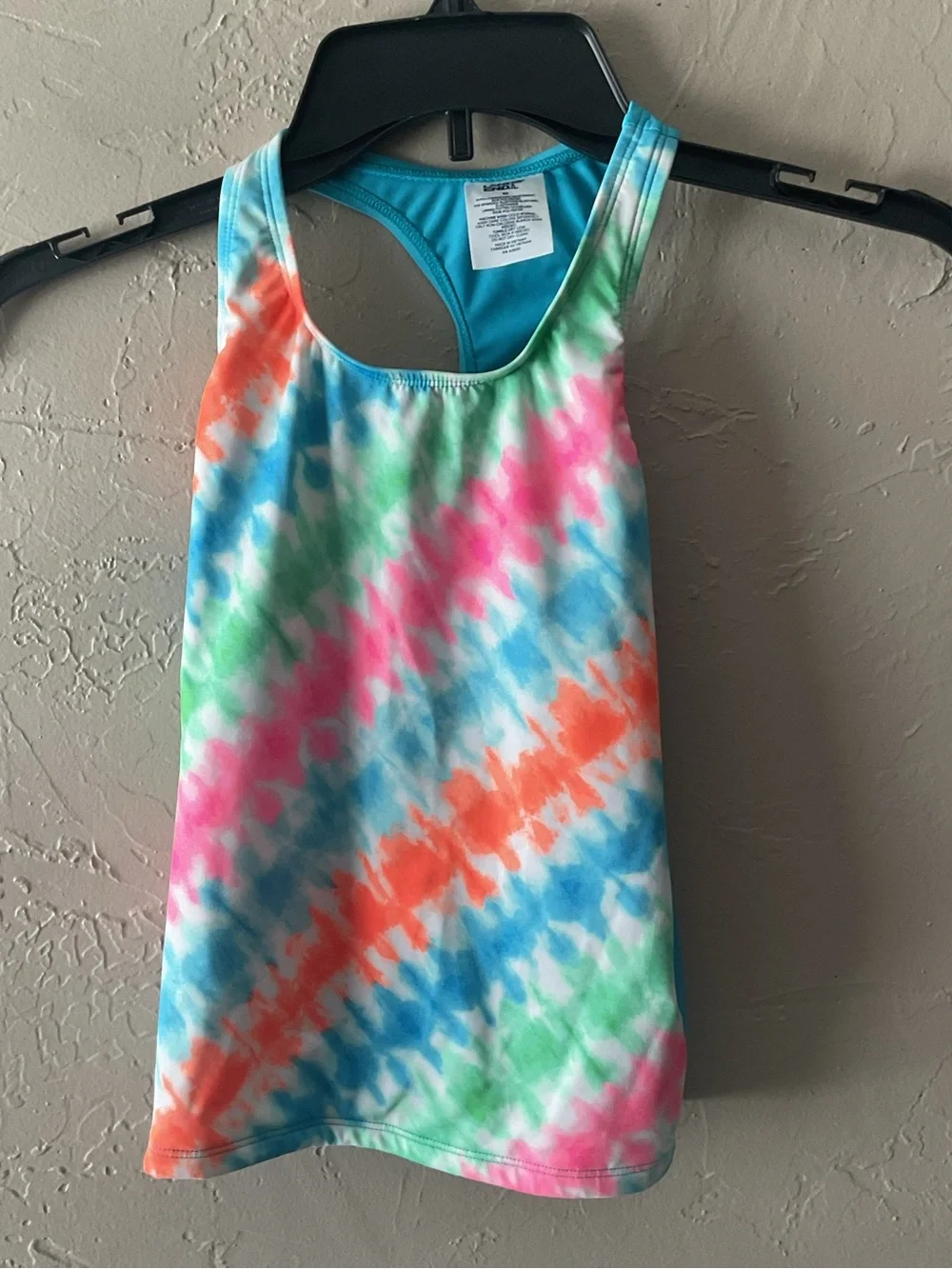 Lands End vibrant tie